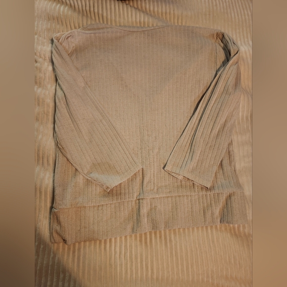 Top set - Picture 3 of 5